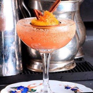 #ELLECocktailTrail